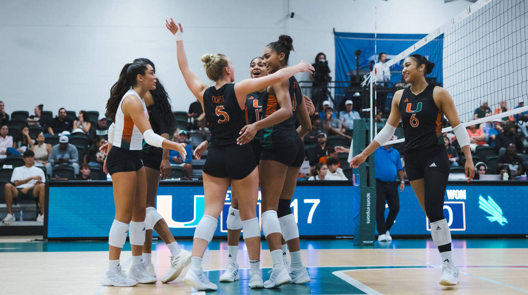 VB Earns Third Straight Sweep with Win Over UNT
