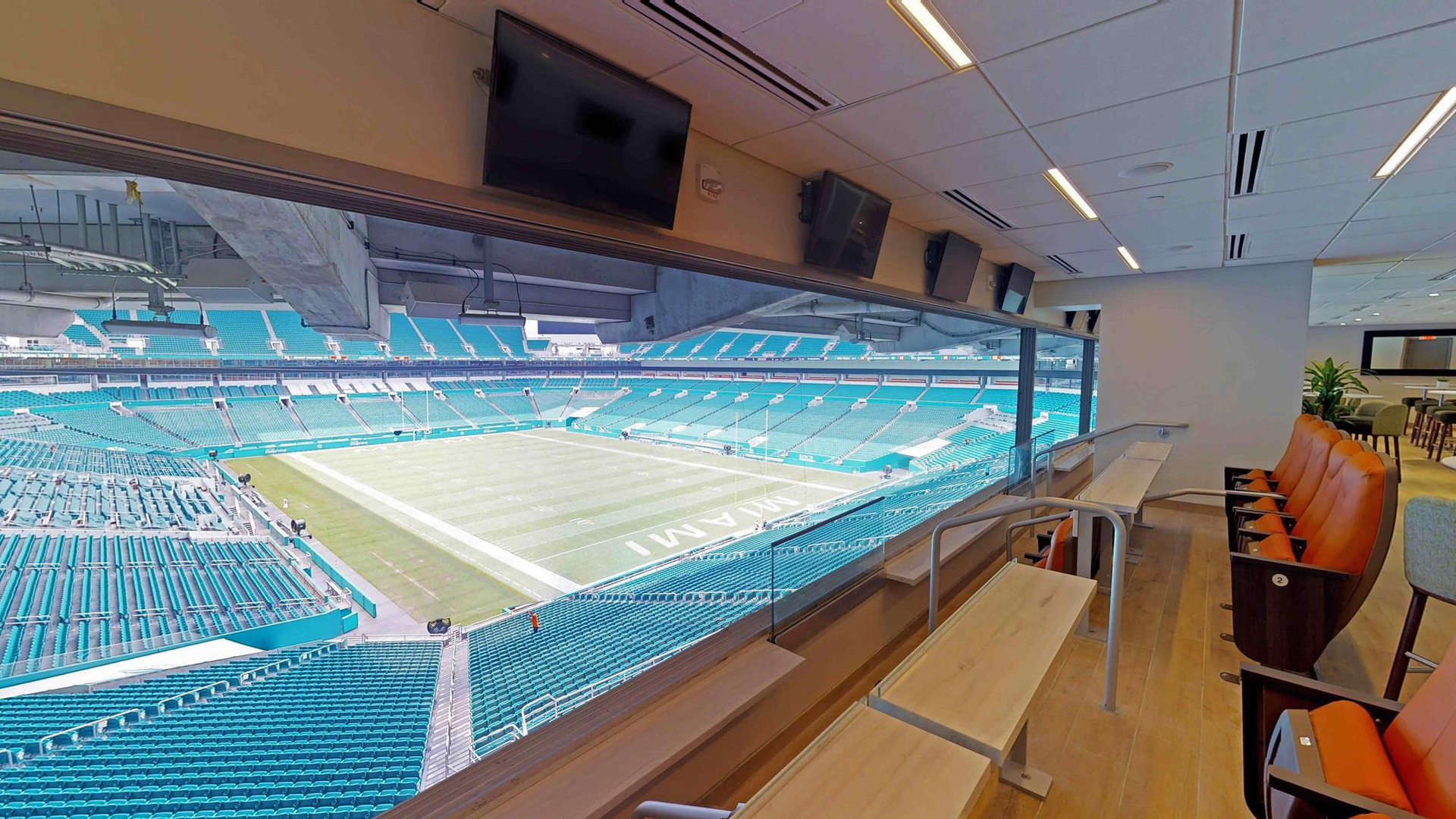 Walk Through the Legends Suites