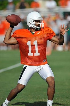 University of Miami Hurricanes players Alonzo Highsmith #11 at Greentree practice fields training for the upcoming 2010 season. The practice was open...