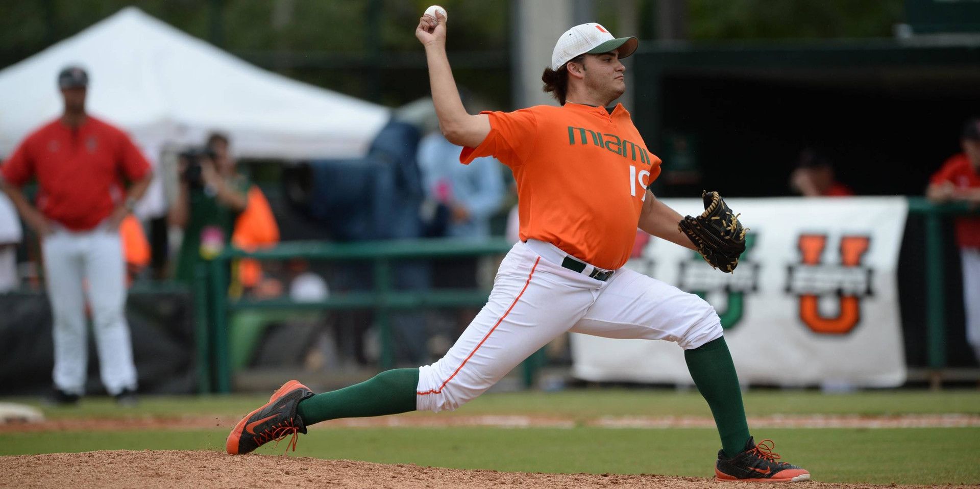 Collins, Garcia Earn NCBWA Freshman AA Honors