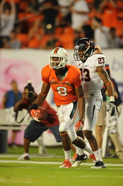 University of Miami Hurricanes wide receiver Tommy Streeter #8 Catches a ball in a game against the Virginia Cavaliers at Sun Life Stadium on October...