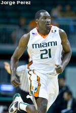 Collins and Johnson Lift Hurricanes Over USC Upstate, 70-41