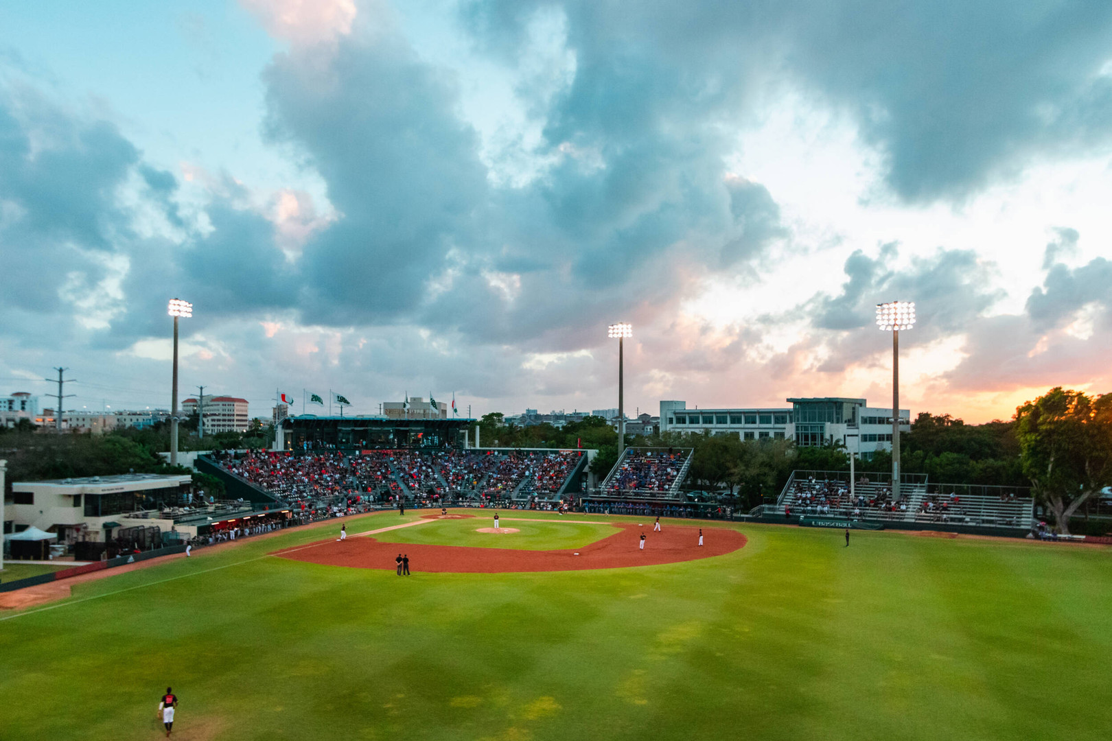 Hurricanes Earn Third Preseason Top-25 Ranking