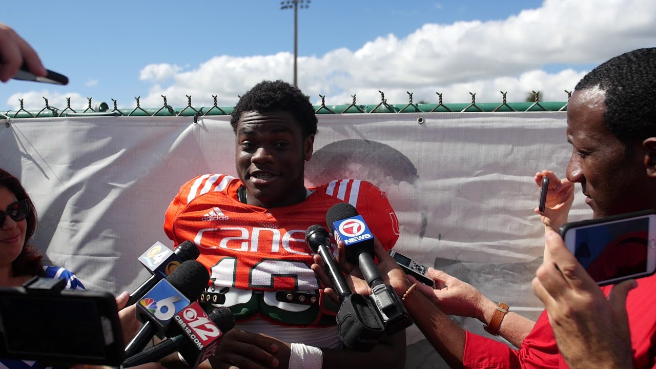 DeeJay Dallas | Post Practice Interview | 11.14.17