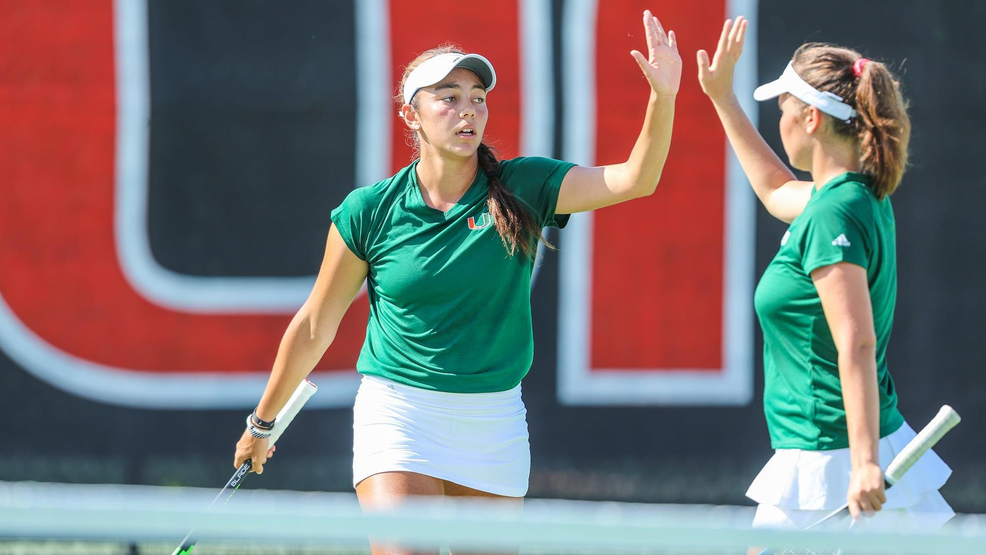 Women’s Tennis Starts 2018 Ranked No. 19