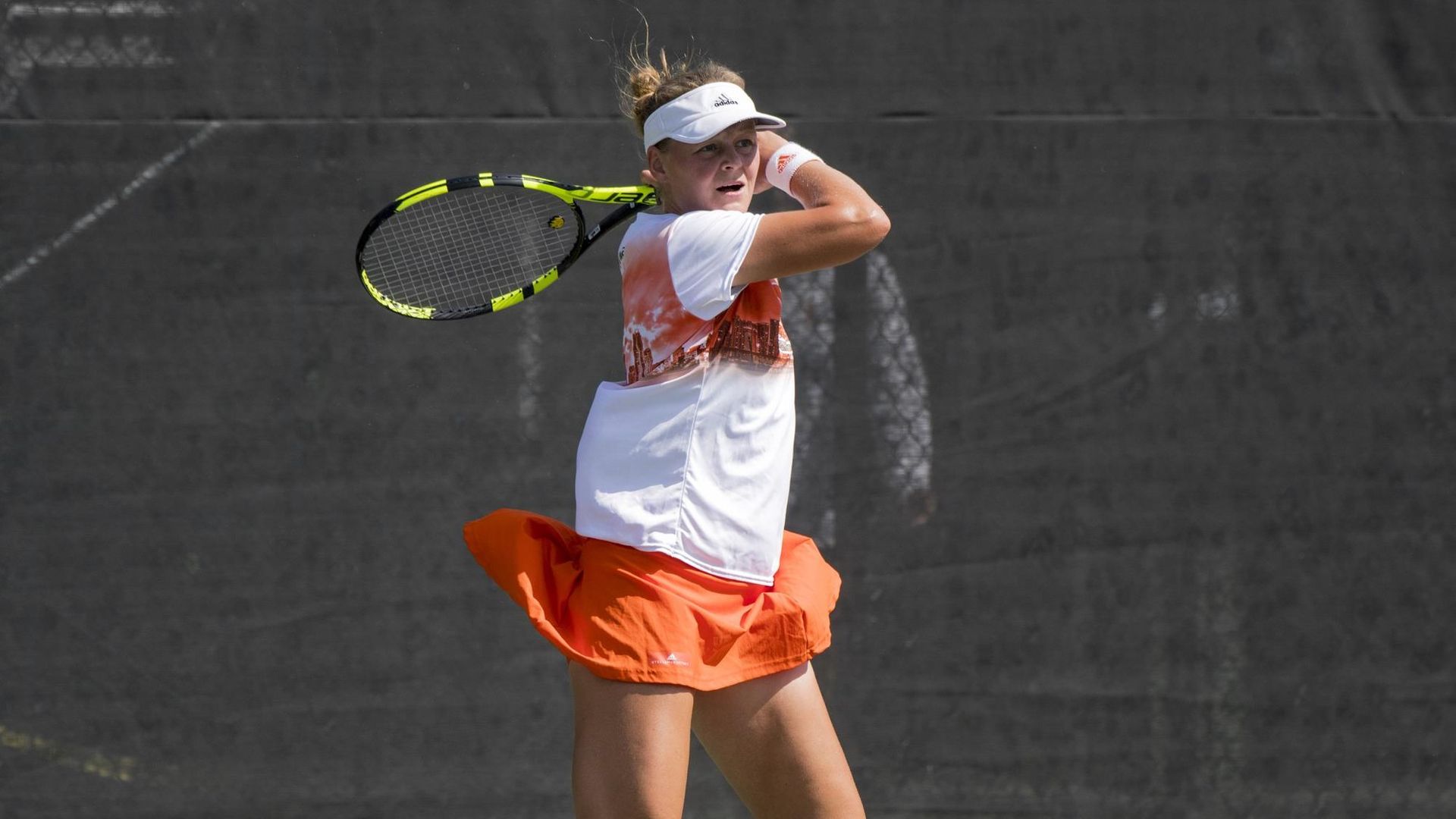 W. Tennis Posts 5-2 Victory at Louisville