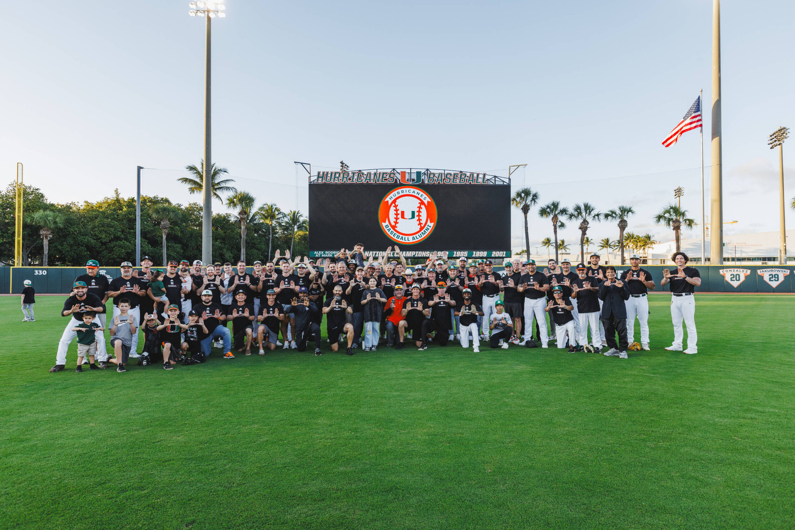 2025 Hurricanes Cruise Past Alumni, 14-3