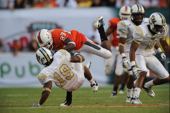 University of Miami Hurricanes wide receiver Sam Shields #83 recovered a fumbled punt late in the fourth quarter at the 5 yard line to set up running...