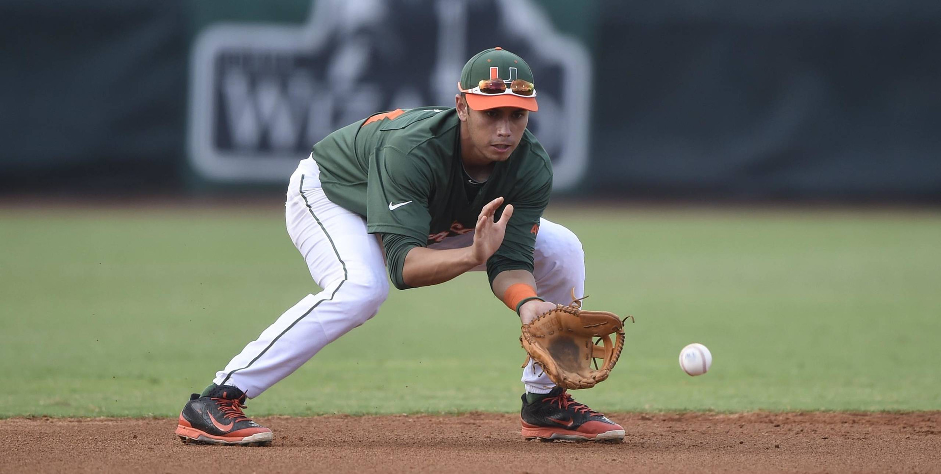 No. 4 Baseball Hosting Hornets This Weekend