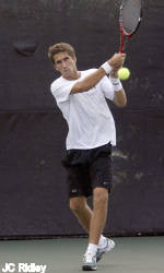 Men's Tennis Wins Second Straight