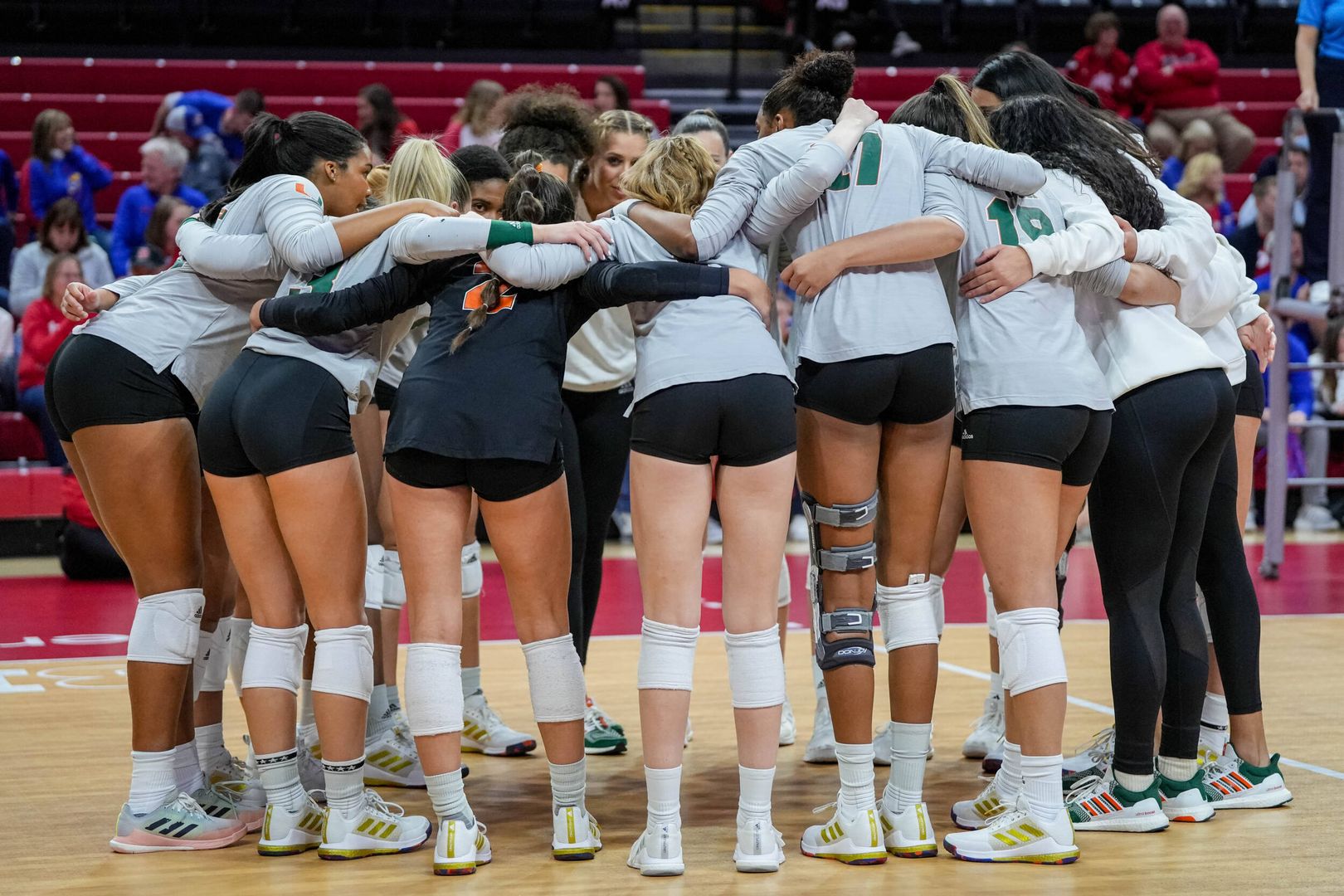 Canes Fall in Opening Round of 2022 NCAA Division I Volleyball Championship