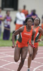 Relay Teams Advance to Championships at Penn Relays