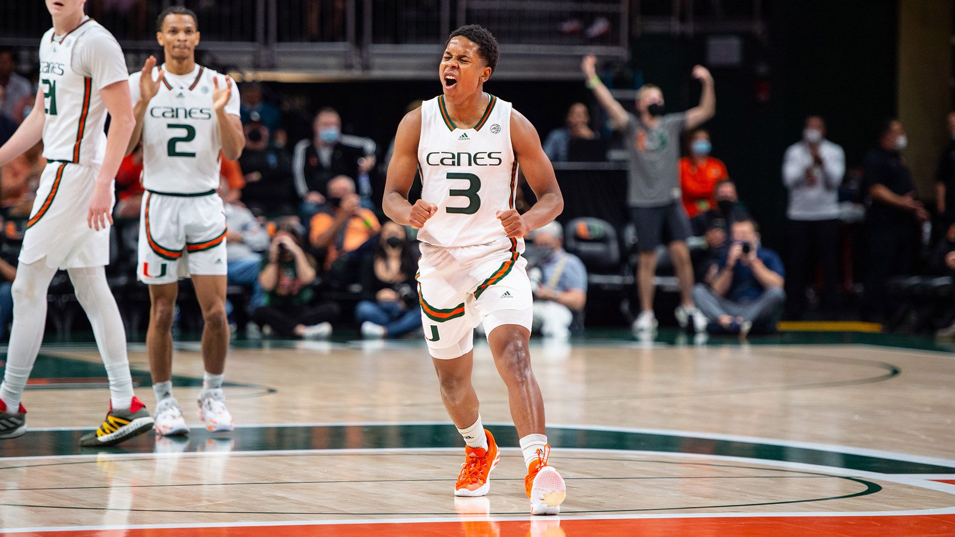 MBB Rallies from 18-Point Deficit to Beat Syracuse, 88-87