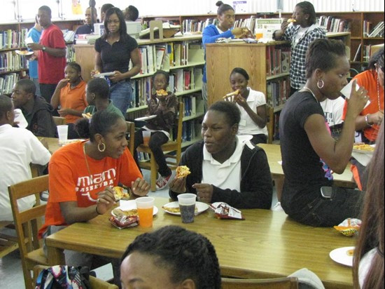 Fun4Kids - Lauryn Williams Mentoring Program South Miami Middle School Visit (12/7/09)