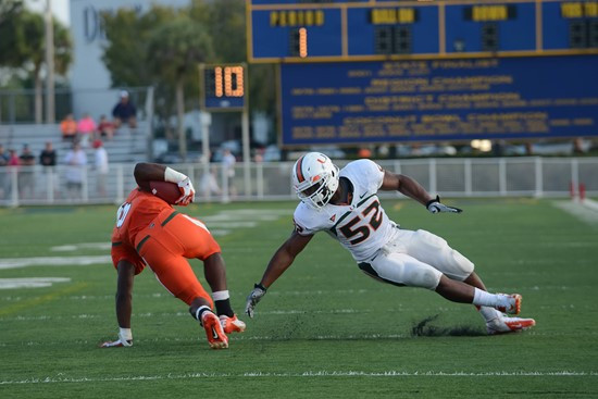RB Duke Johnson slips past LB Denzel Perryman