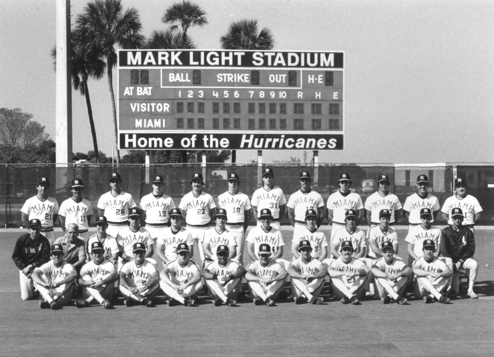 Walk-Off Win For Miami Hurricanes Baseball Gives Jim Morris 1,000th Win -  Stadium