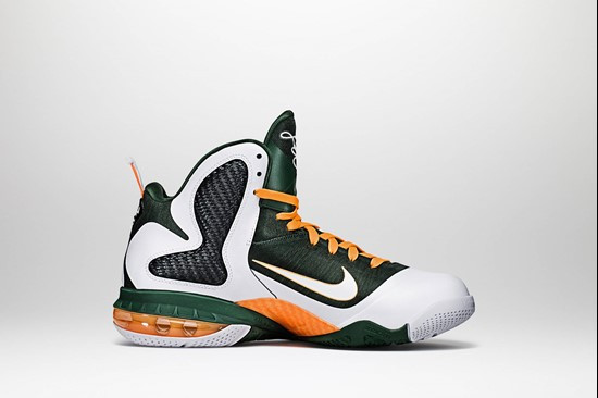 Nike LEBRON 9