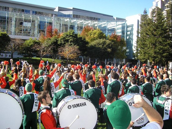 Emerald Bowl pep rally