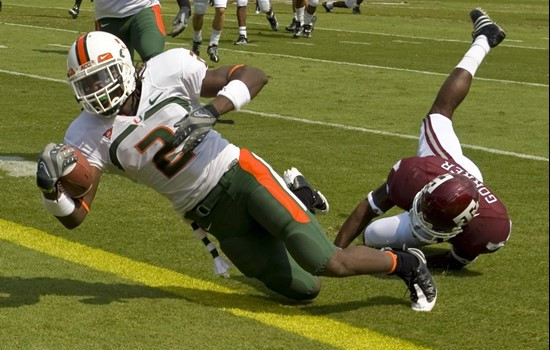 Hurricanes Route Aggies, 41-23