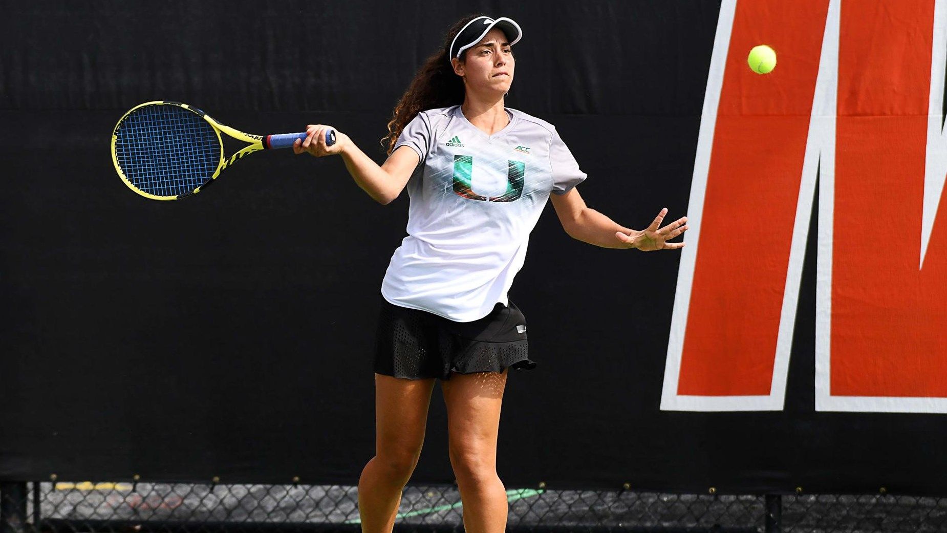 W. Tennis Hosts No. 1 UNC and FAU in Doubleheader