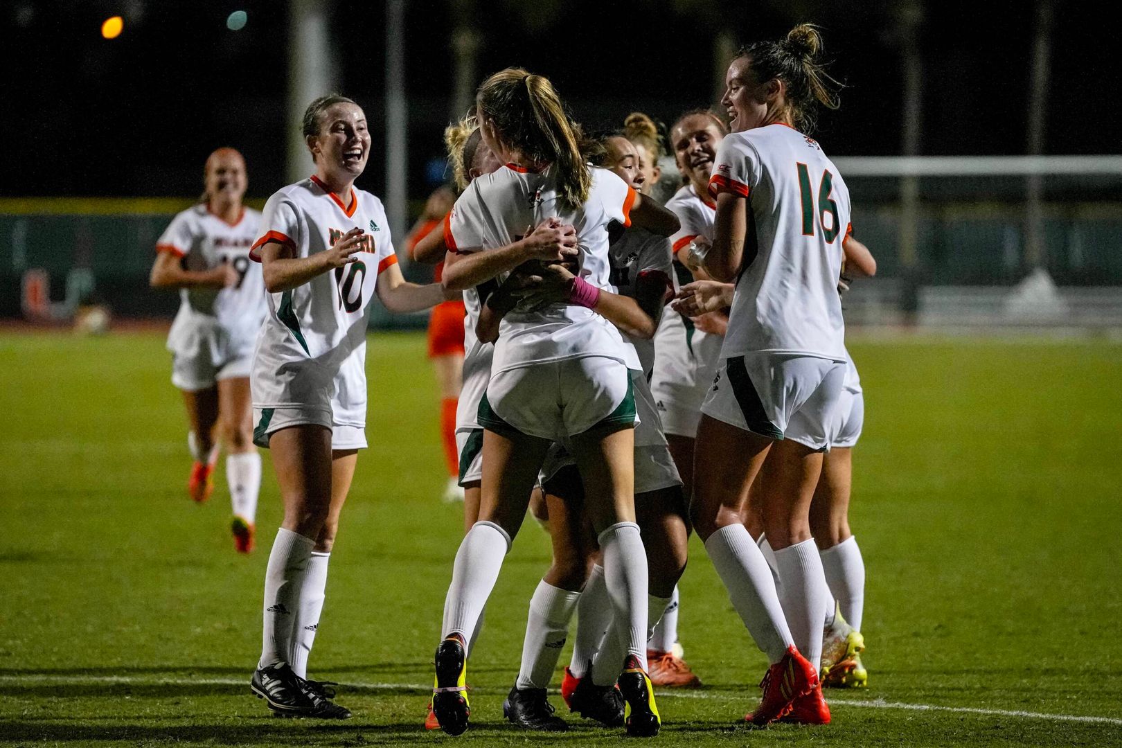 Miami Set to Face Wake Forest Sunday