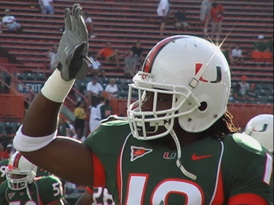 Brandon Meriweather gives a high-five before kick-off.