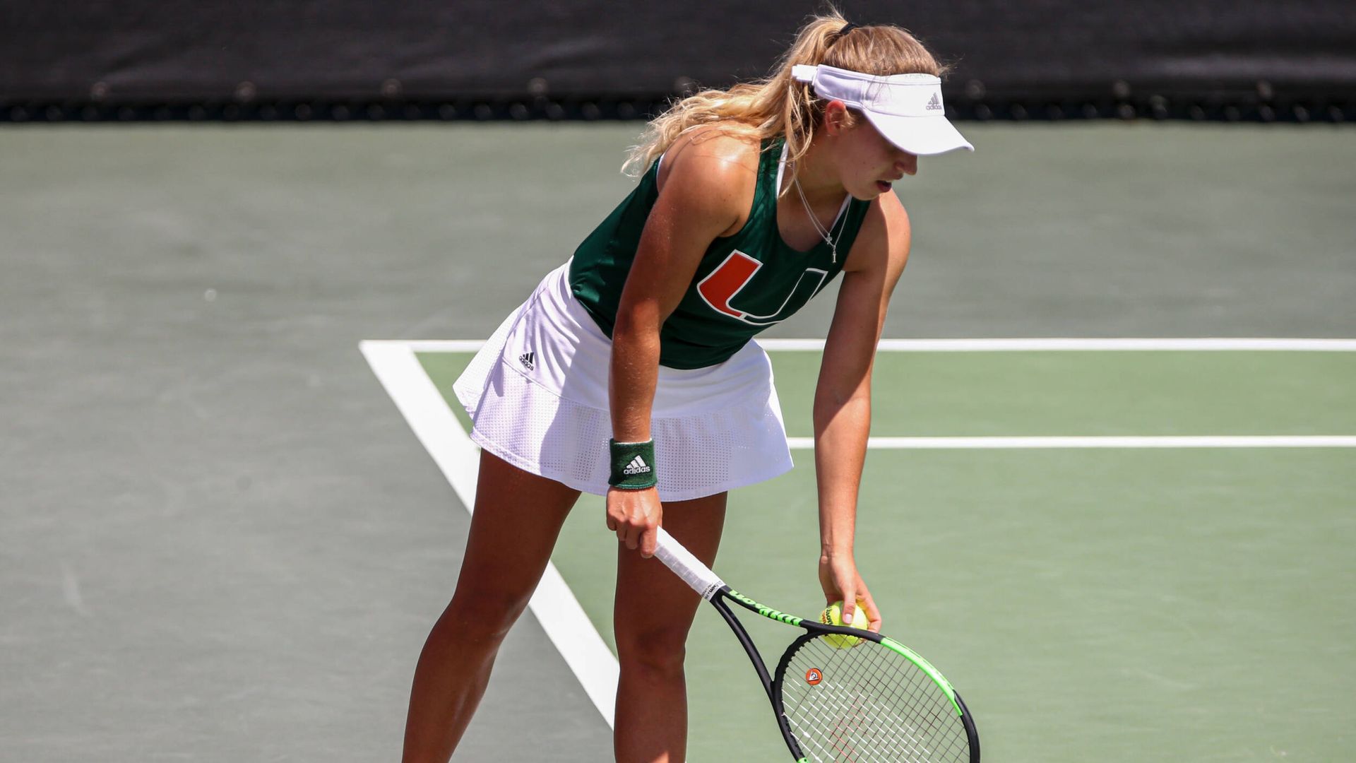 Pfennig Splits Two Top-30 Matches at ITA All-Americans