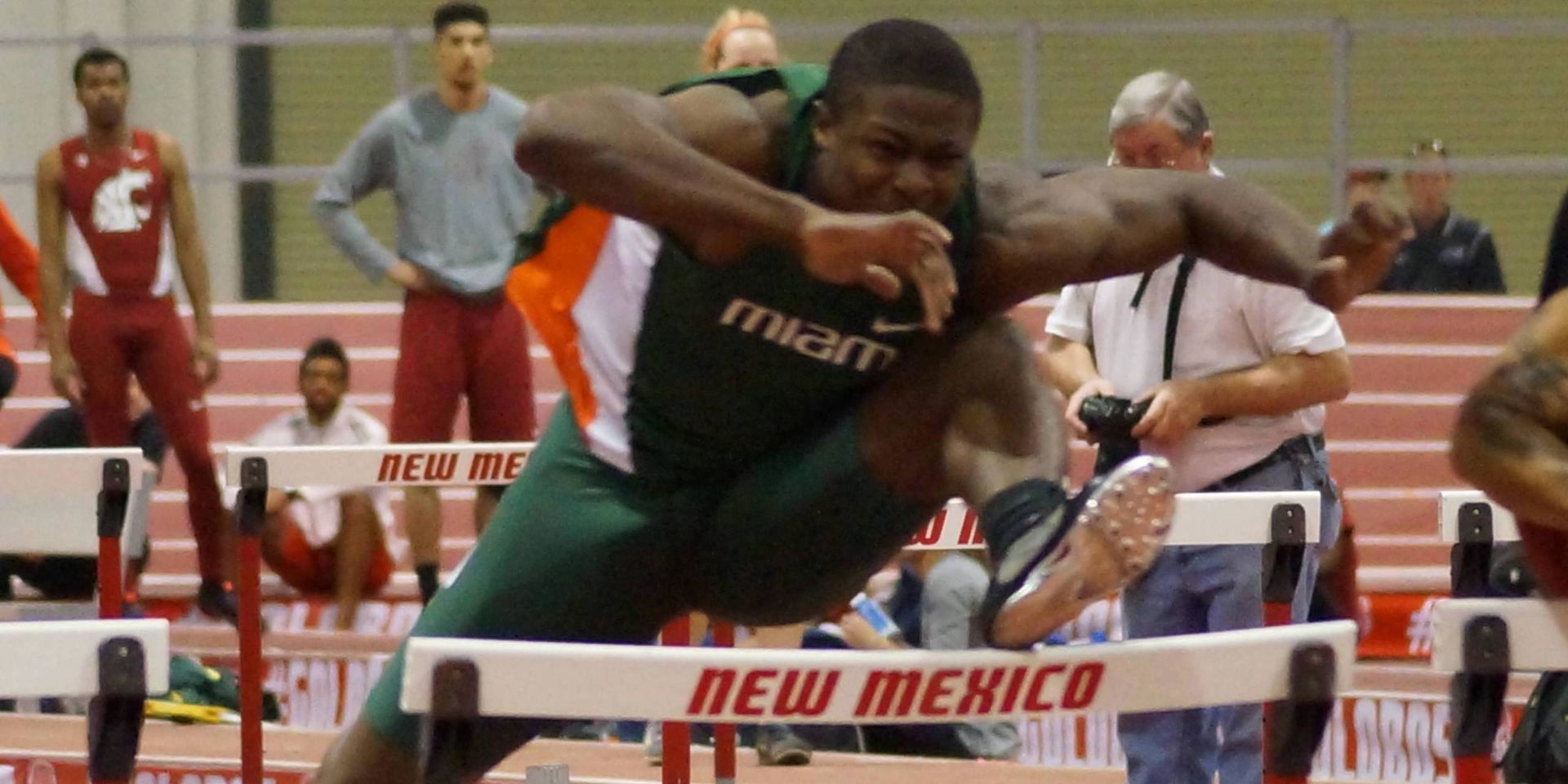 Burns and Simmons Lead @MiamiTrack in N.M.