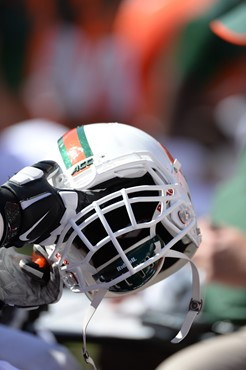 The University Miami Hurricanes take on the Cincinnati Bearcats at Sun Life Stadium on October 11, 2014.   Photo by Matthew Murphy/SPN