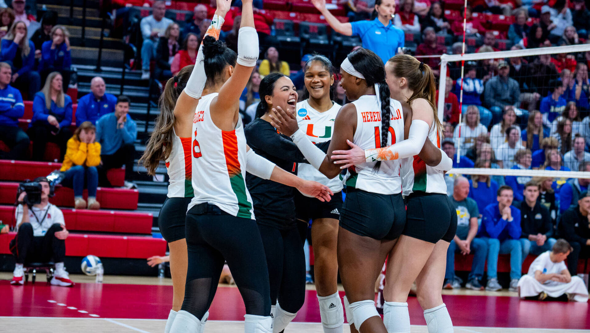 Miami Advances to Second Round of NCAA Tournament