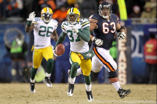 Former Miami Hurricane Sam Shields had two interceptions for the Green Bay Packers, who reached the Super Bowl by defeating the Chicago Bears. ...