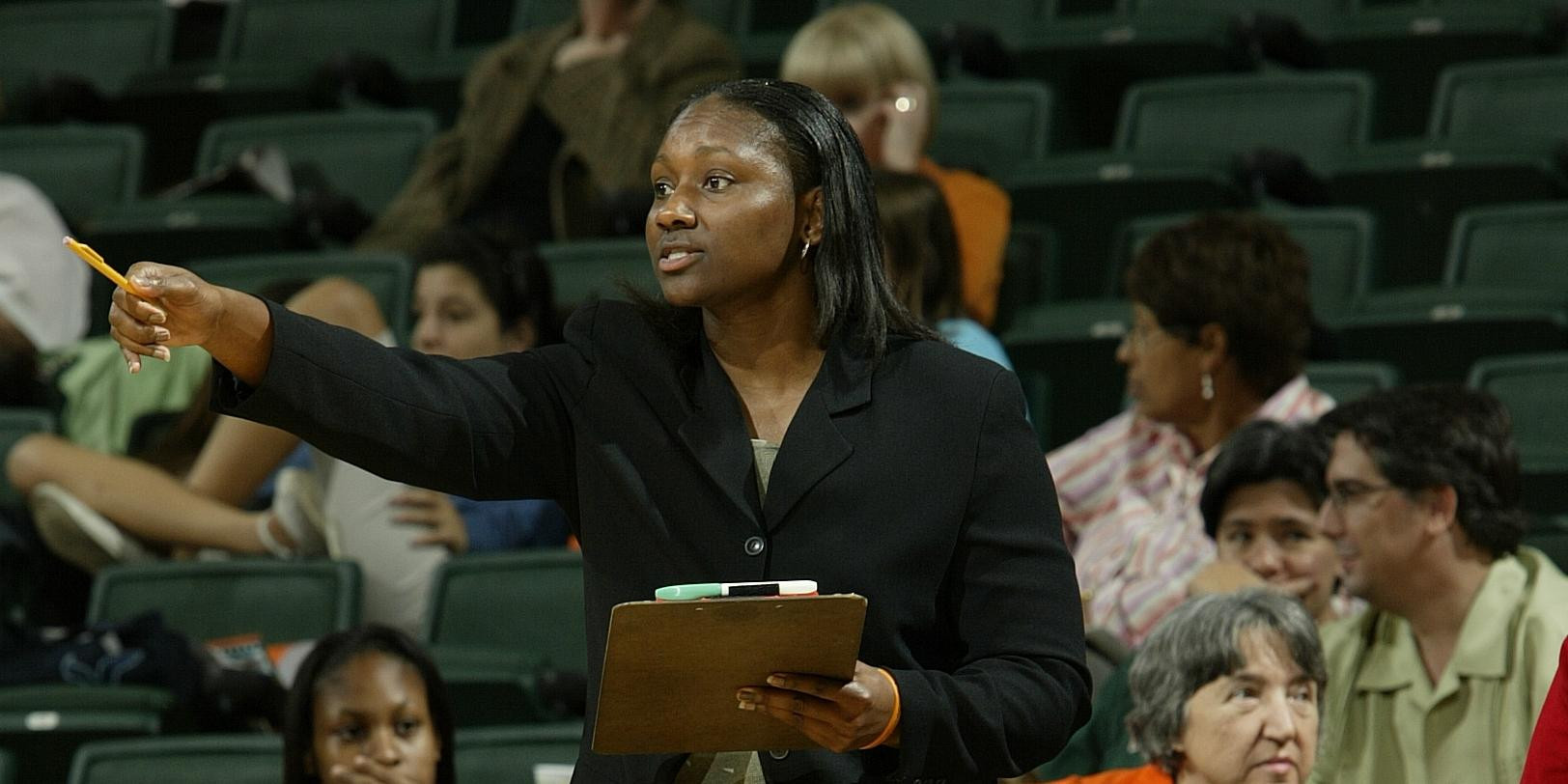 Hall Returns as Director of Basketball Operations