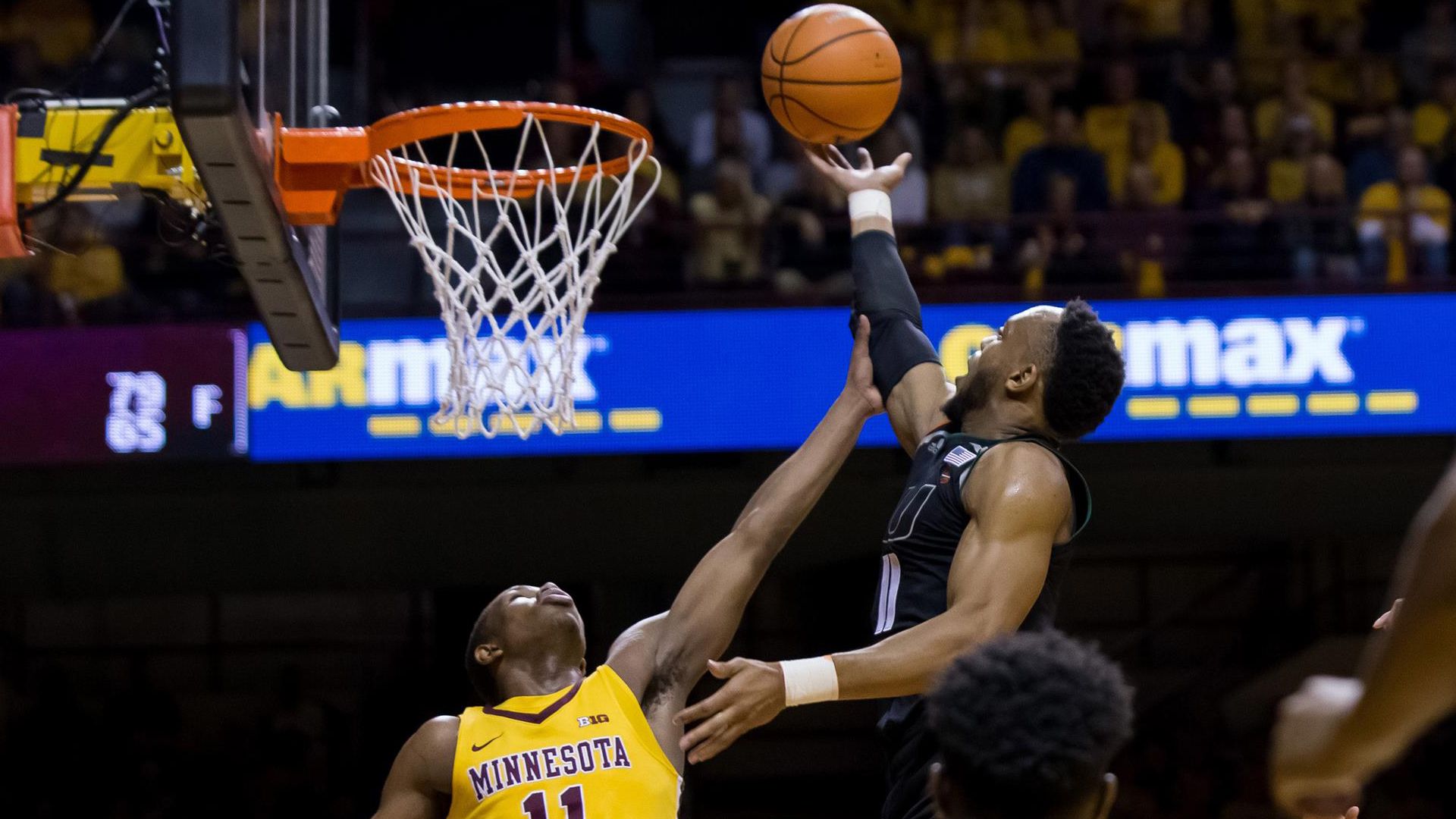 No. 10/13 Miami Tops No. 12/12 Minnesota, 86-81