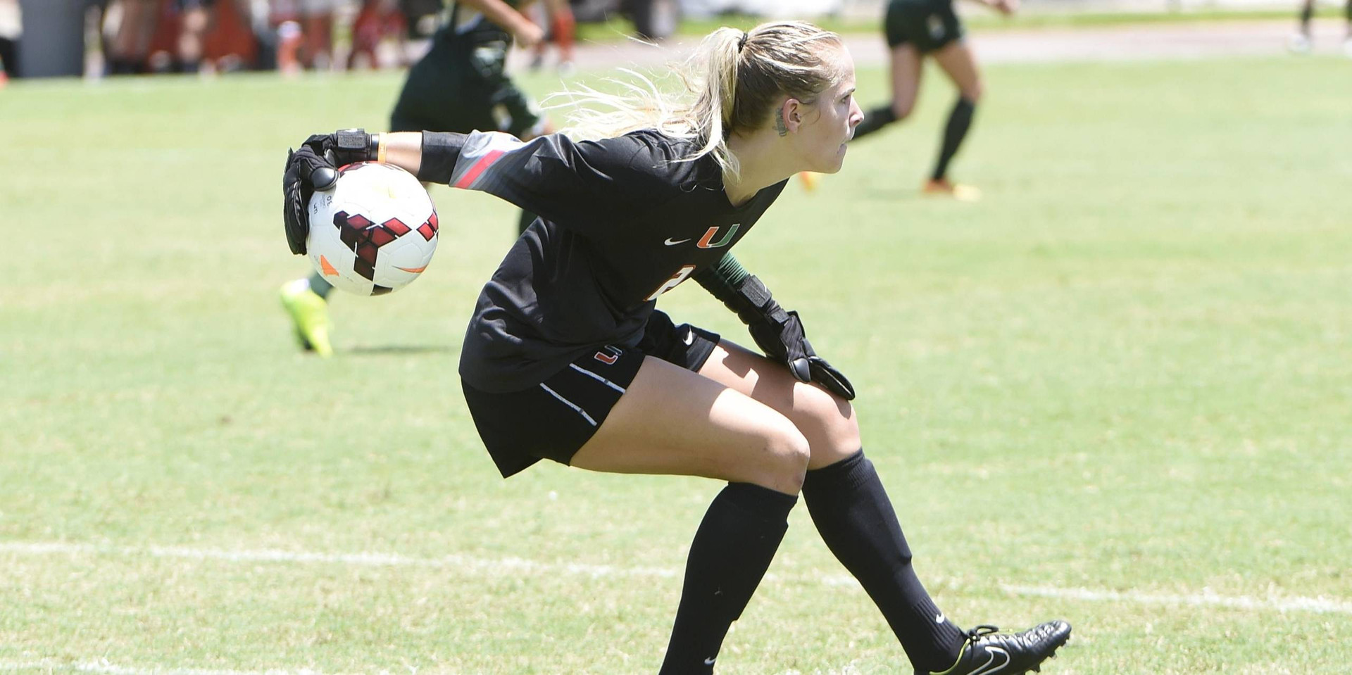 Soccer Drops Season Opener to No. 8 Florida