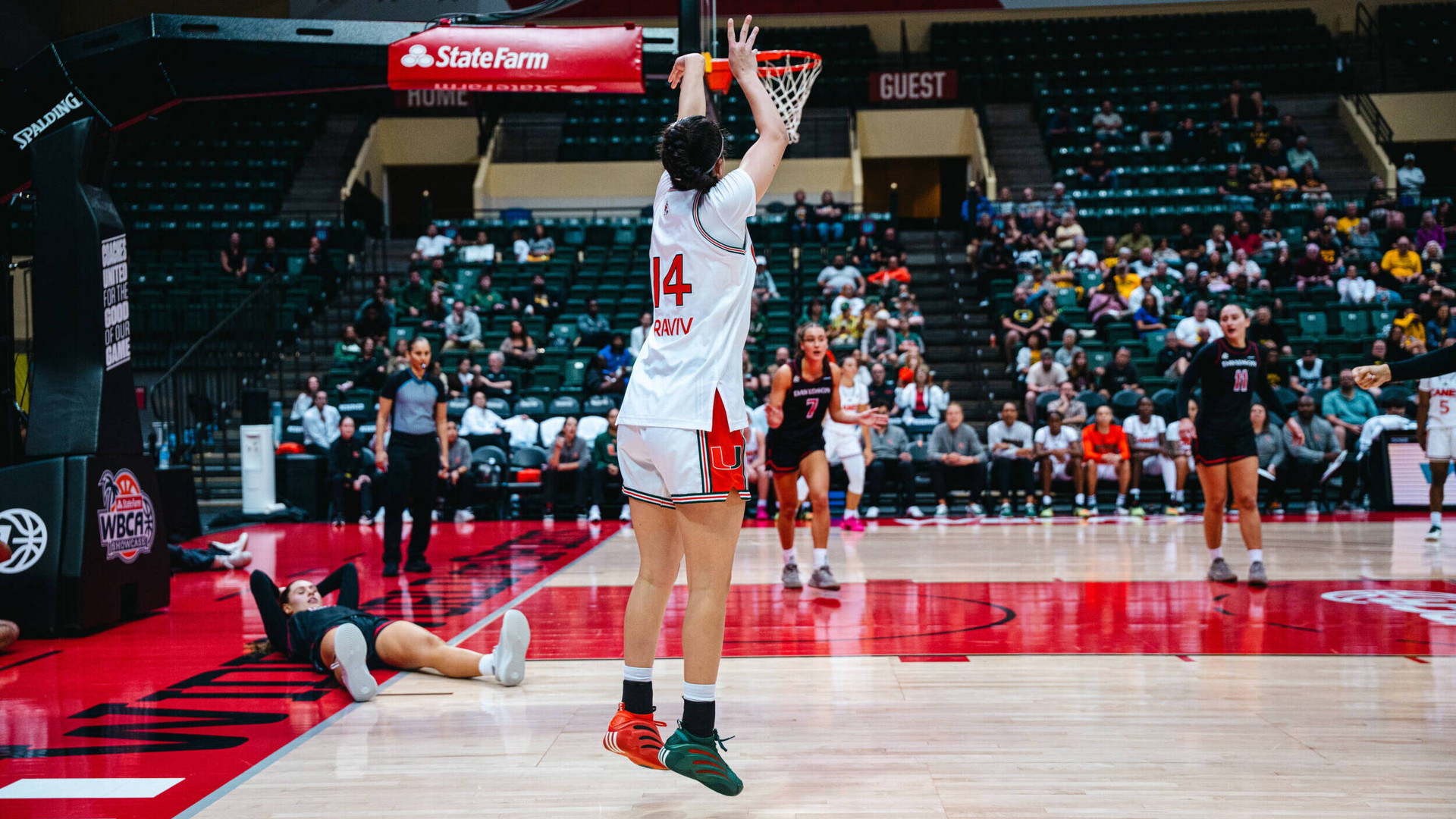 Raviv’s 22 Points Propel Hurricanes Past Davidson