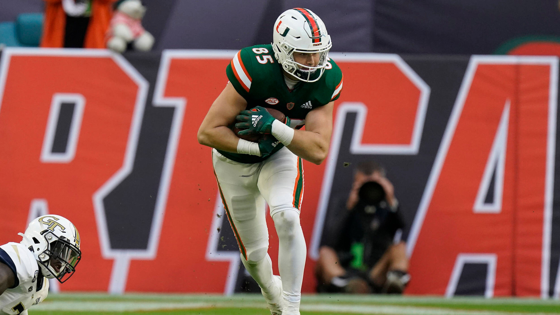 Mallory Tabbed to Mackey Award Watch List – University of Miami Athletics