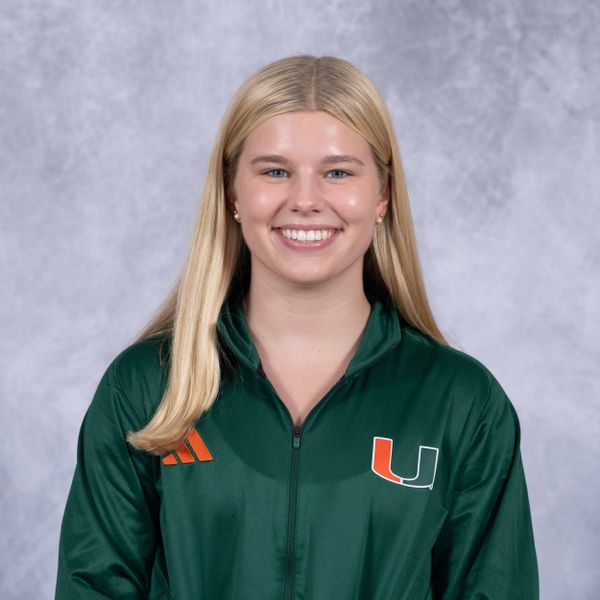 Emma Lunn - Swimming &amp; Diving - University of Miami Athletics