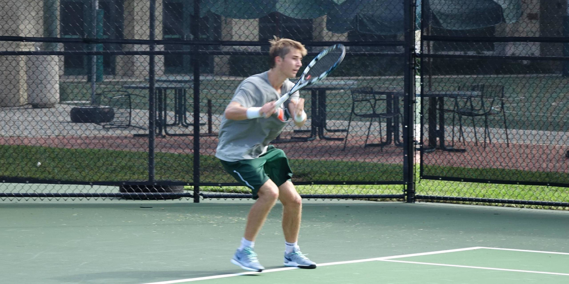 Rookie Lomacki Moves to Third Round at ITA