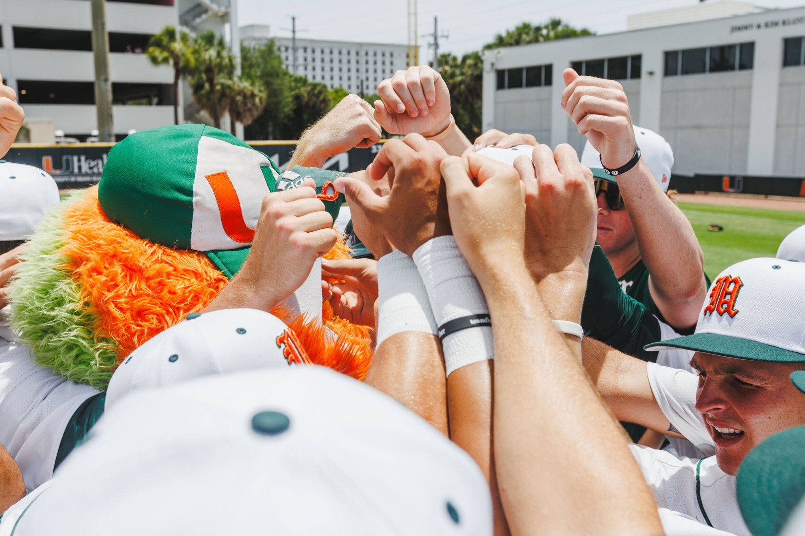 Miami Falls in Series Finale to Notre Dame, Turns Focus to ACC Tournament Miami Falls in Series Finale to Notre Dame, Turns Focus to ACC Tournament