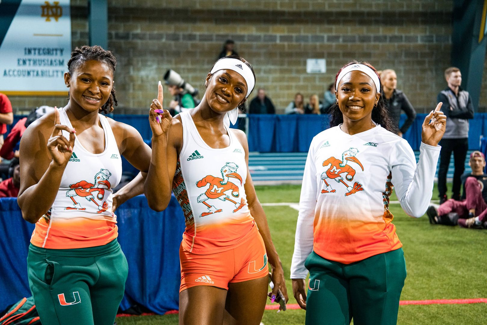Track Women Earn Team and Individual USTFCCCA All-Academic Honors
