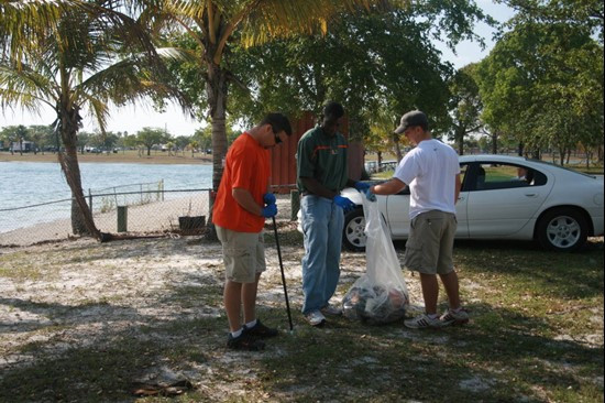 UM Staff, Coaches & Student Athletes volunteer at Amelia Earhart Park Community Service Project.
