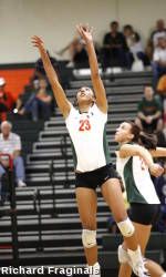 UM Volleyball Falls in Five to Virginia Tech, 3-2
