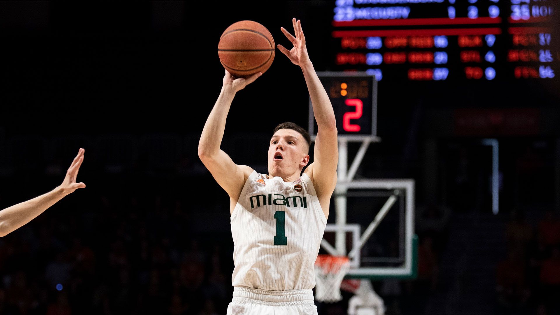 MBB Tops Syracuse, 69-65, in OT Thriller