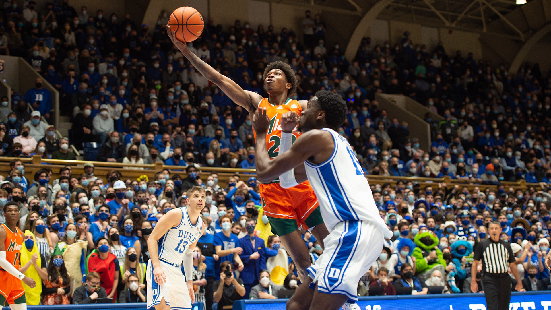 MBB Stuns No. 2 Duke, 76-74, at Cameron Indoor