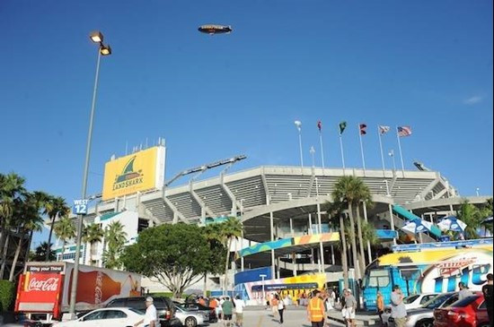 Tailgating at Land Shark Stadium before a game against the Georgia Tech Yellow Jackets at on September 17, 2009.  Photo by Steven Murphy, SPN