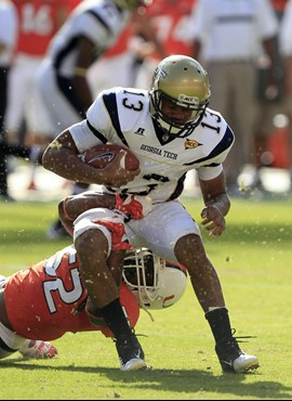 Georgia Tech quarterback Tevin Washington (13) is sacked by Miami linebacker Denzel Perryman. (AP Photo/Wilfredo Lee)
