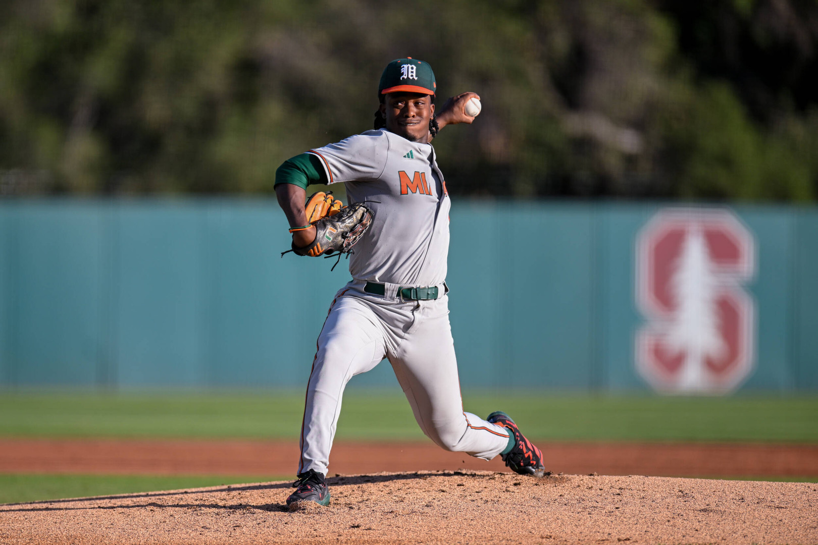 Evans, Cuvet Lift Hurricanes to Series Opener Victory in California