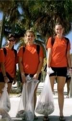 `Canes Rowers Take Part in Beach Cleanup