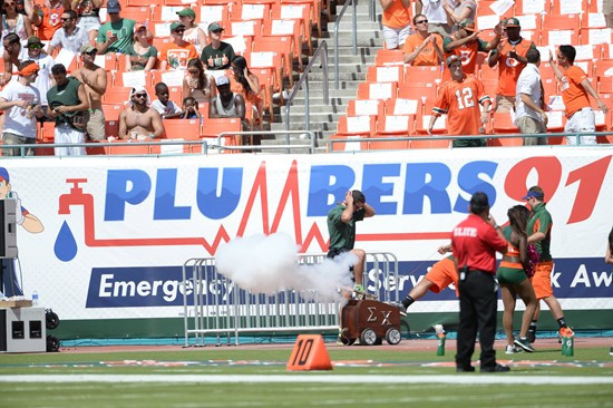 The University Miami Hurricanes take on the Cincinnati Bearcats at Sun Life Stadium on October 11, 2014.   Photo by Steven Murphy/SPN