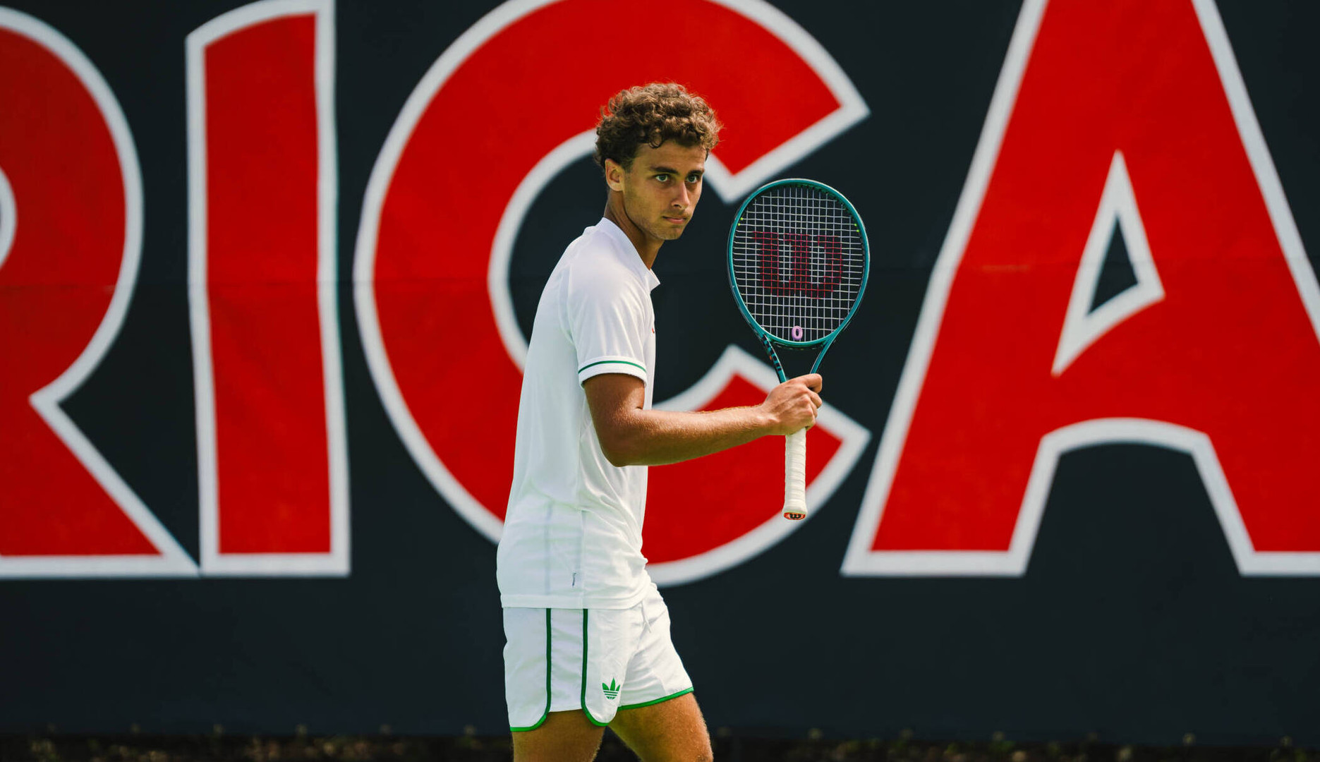 Hurricanes Earn Hard-Fought 4-3 Win Over Mustangs